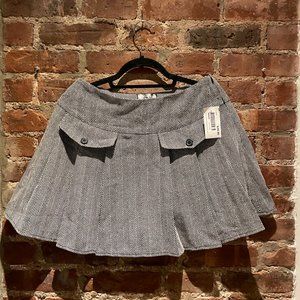 French Kiss Herringbone Pleated Skort